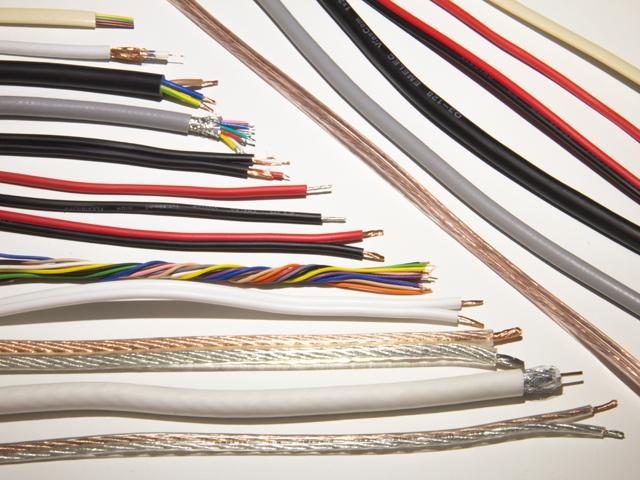 CABLES